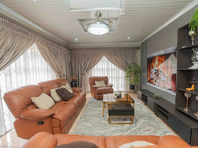 3 Bedroom Property for Sale in Algoa Park Eastern Cape